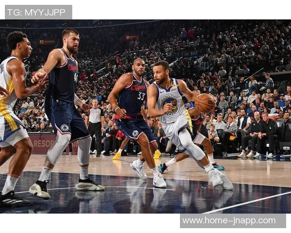 勇士与快船对决裁判报告揭示追梦三次漏判细节分析