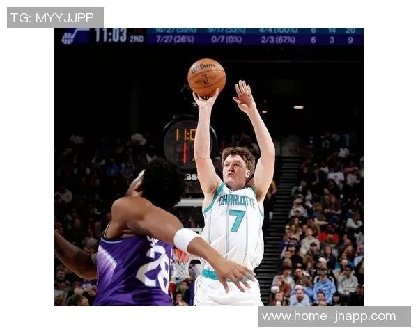 黄蜂篮板优势显著全场65-31领先爵士前场篮板21-11表现抢眼