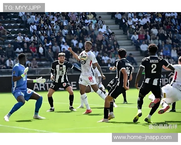 荷乙邓伯什总经理坦言接待中国青少年球队后发现俱乐部设施亟待改善 荷乙邓伯什总经理坦言接待中国青少年球队后发现俱乐部设施亟待改善