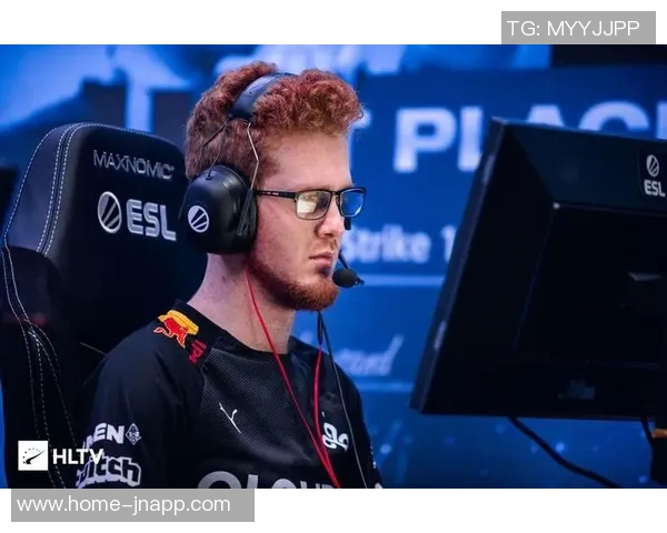 卡马文加假期不放松积极训练更新社媒展现拼搏精神